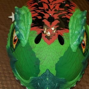 Unisex dinosaur helmet